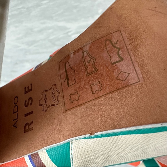 ALDO Rise block heel leather pumps - Picture 9 of 12